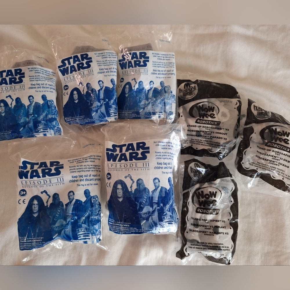 Star Wars / Wow Wee Happy Meal Toys Sealed  CP30 Princess Leia, Dart Vader